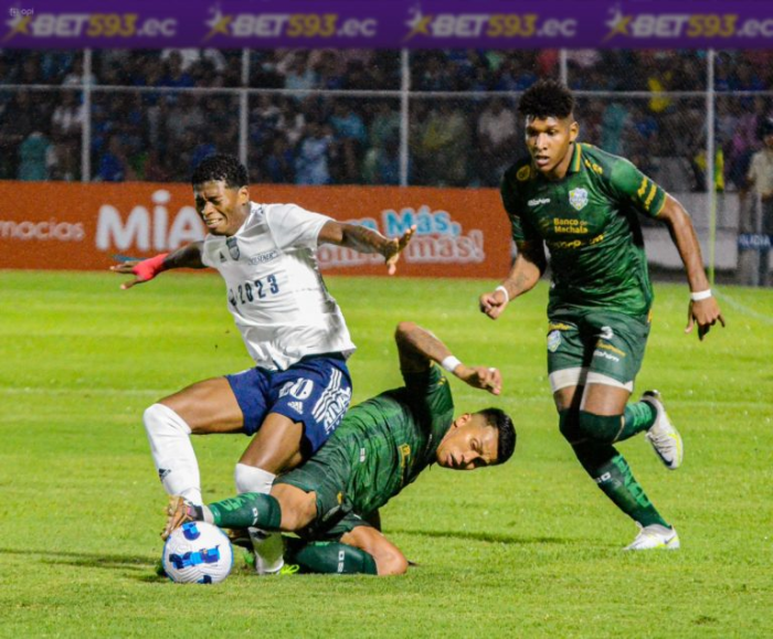 Jackson-Rodríguez-lesión-Emelec-2023