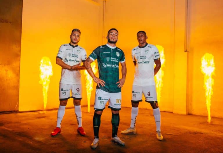 Orense S C Presentó Sus Nuevas Camisetas Para La Temporada 2024 El