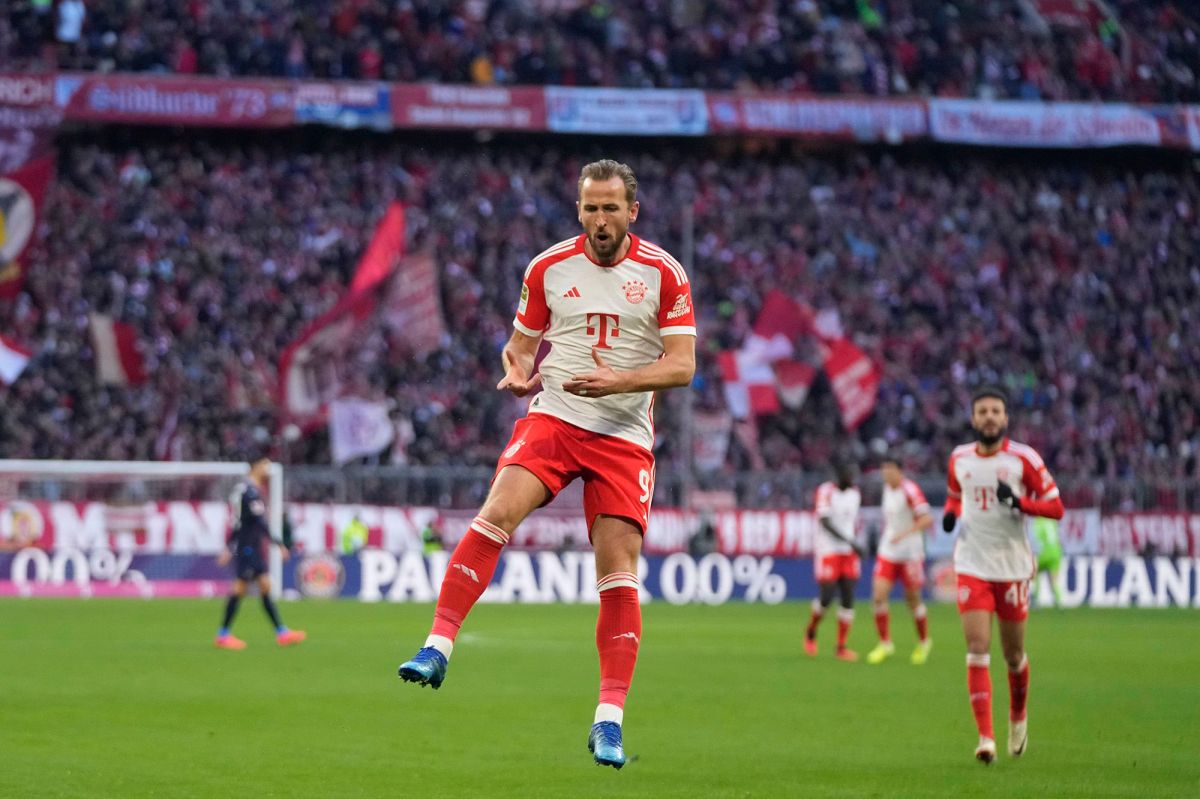 Triplete, asistencias y récord de Harry Kane en goleada aplastante de